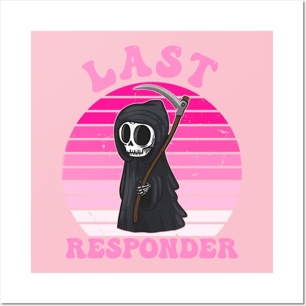 Last Responder Vintage Wall Art by jackan bilbo